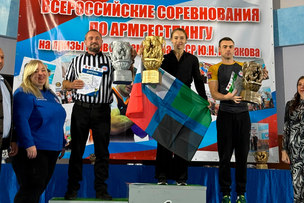 Увеличить Представители НИУ «БелГУ» стали победителями и призёрами Всероссийского турнира по армрестлингу