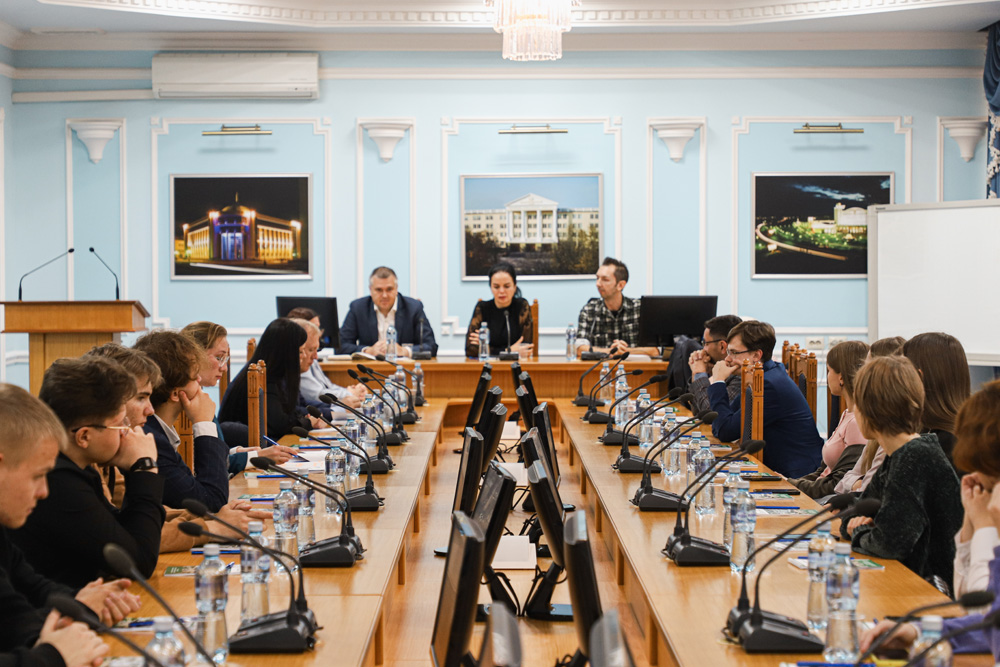 Увеличить В НИУ «БелГУ» прошла XIX Международная научно-практическая экологическая конференция