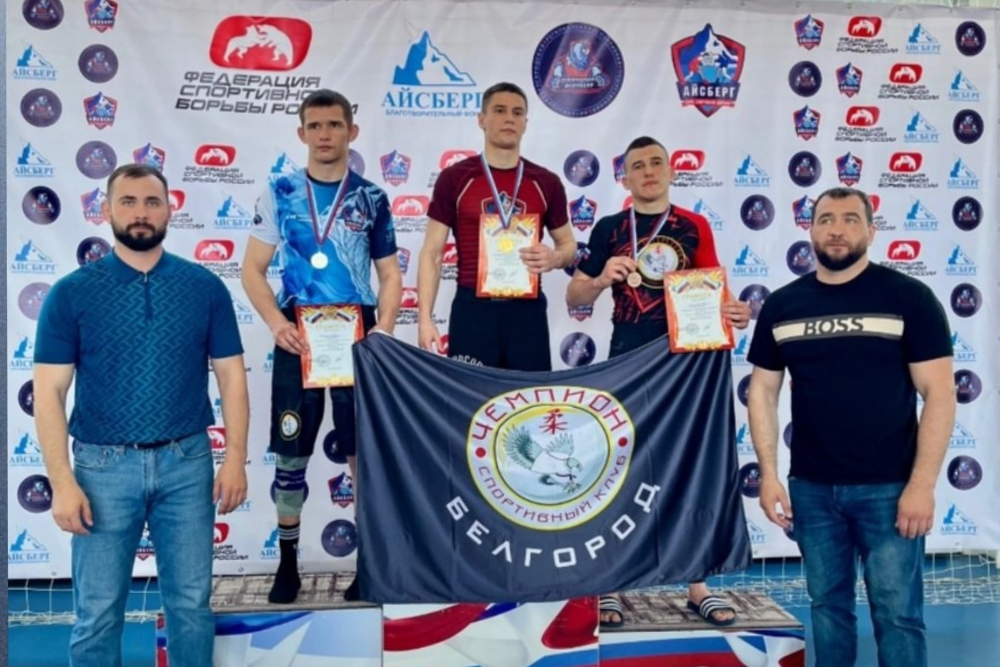 Увеличить Студенты НИУ «БелГУ» выиграли медали чемпионата Белгородской области по грэпплингу